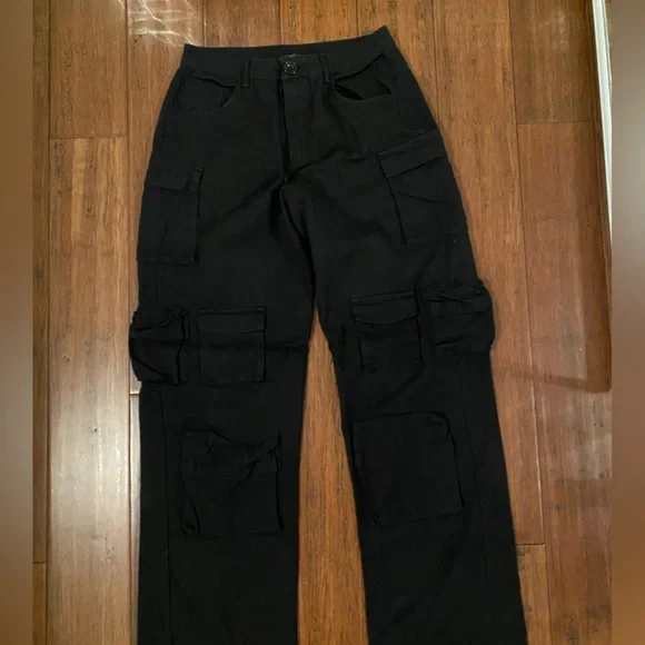 White Fox Cargo Pant - Picture 5 of 7